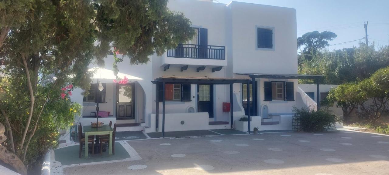 Apartamento Ο Μπαξεσ Livadi  Exterior foto